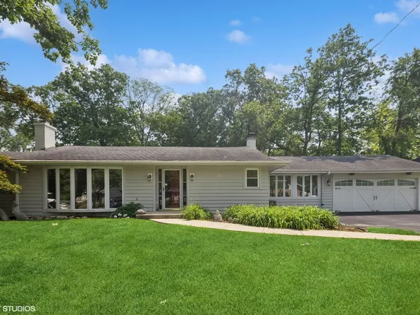 359 N Shady Ln, Elmhurst, IL 60126