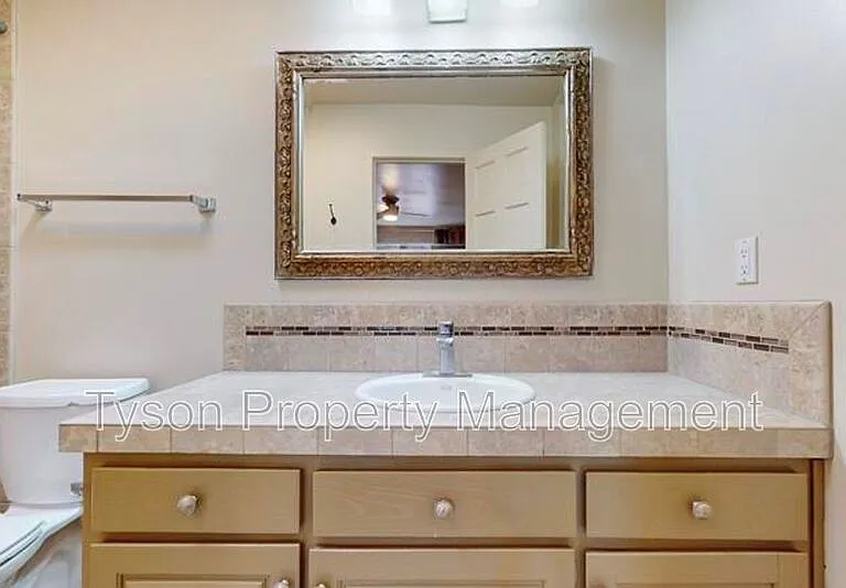 6208 Sabre Ct NW — Photo 32