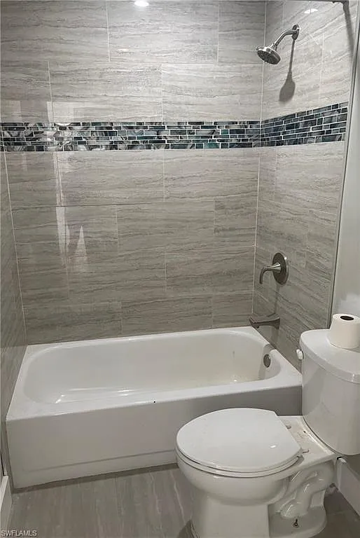 3 bed, 2.0 bath, 1758 sqft, $3,000 — Photo 4