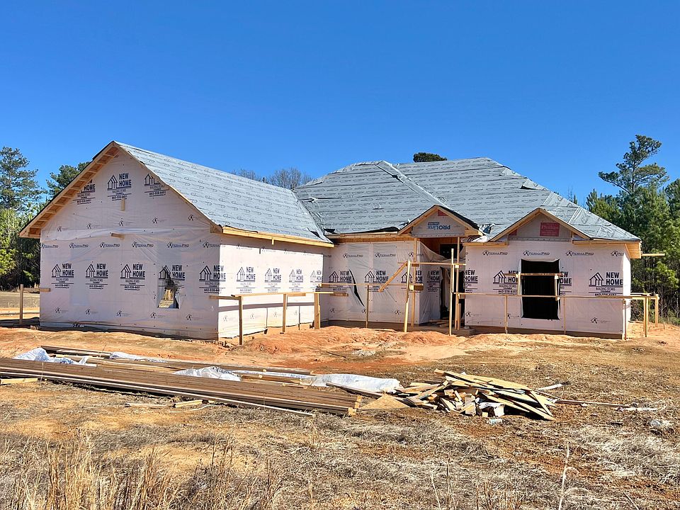 2nd image of 98 Whitetail Dr
