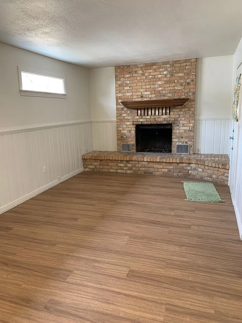 Available Now! 3/2 in central Lubbock! — Photo 3