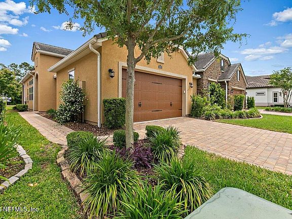3rd image of 2955 LUCENA Lane