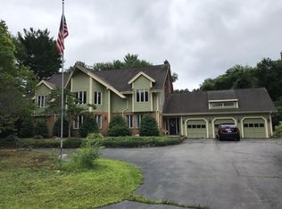 20 Fox Hill Dr, Bridgewater, MA 02324