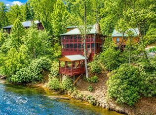120 N Riverview Ln, Ellijay, GA 30536