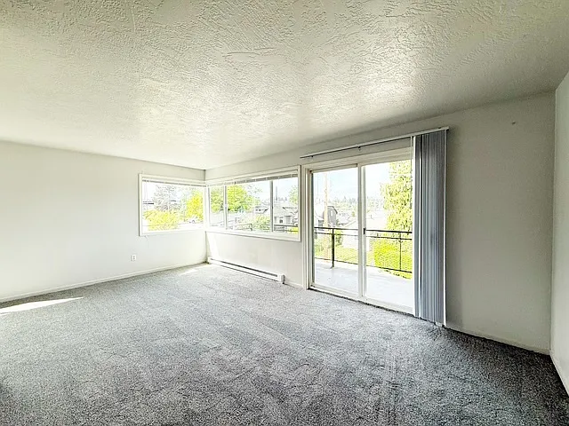 1104 Pacific Ave — Photo 5