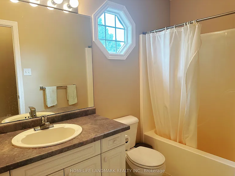 299 Louise Ct — Photo 10