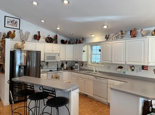 7772 Windsor Ln, Egg Harbor, WI 54209