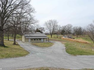 210 N Elm St, Centerville, IA 52544