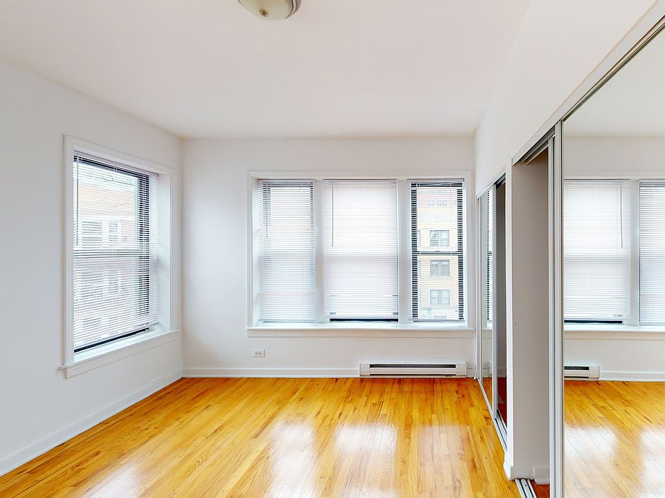 Dining/Living room
