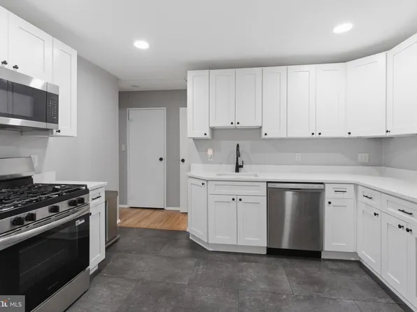 12 Heron St #D, Manchester Township, NJ 08759