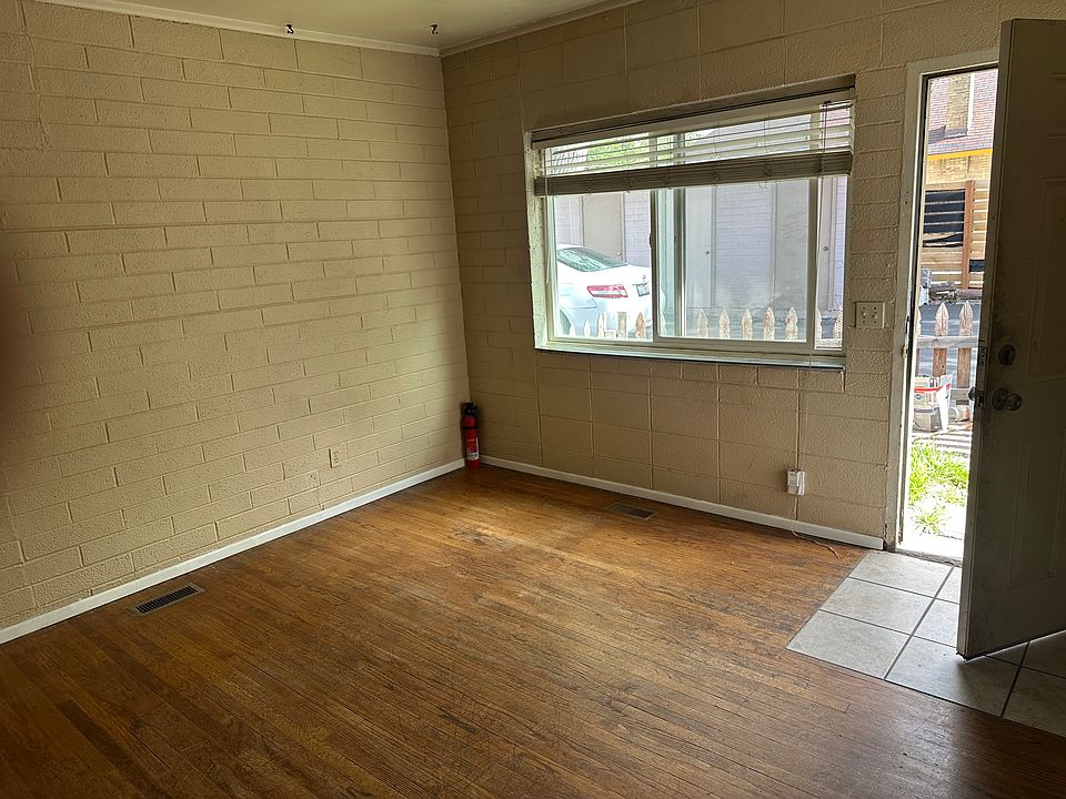 1st image of 665 S Lake St #4