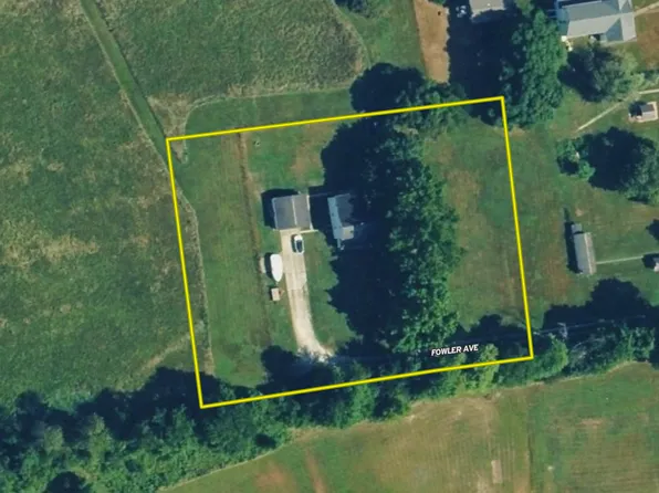 210 W Bowman Ave, Masontown, PA 15461