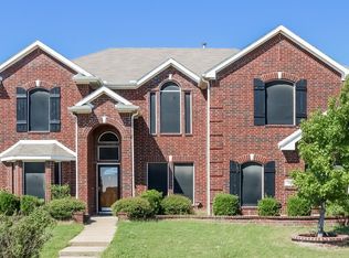 301 Cold Water Dr, Desoto, TX 75115