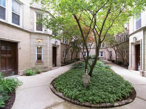 1445 W Elmdale Ave APT 1, Chicago, IL 60660