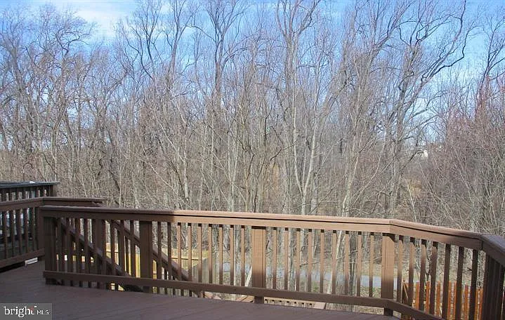 3 bed, 3.0 bath, 1986 sqft, $2,800 — Photo 3