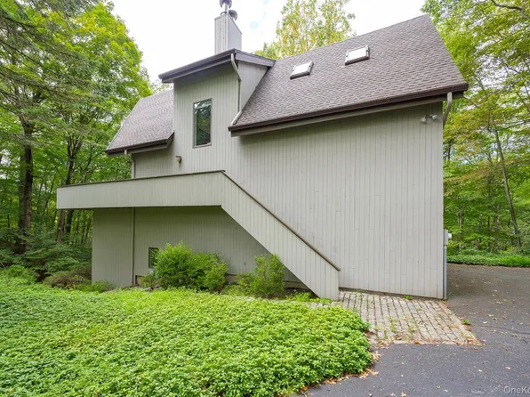 51 Major Lockwood Lane, Pound Ridge, NY 10576