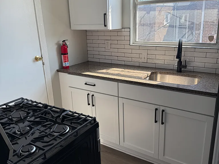 513 Woodcliffe Rd — Photo 18