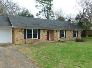 6026 Springbrook Dr, Tyler, TX 75707