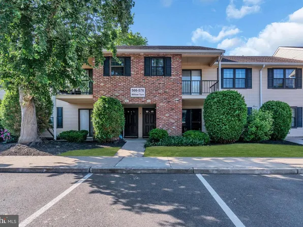 572B Willow Turn #B, Mount Laurel, NJ 08054