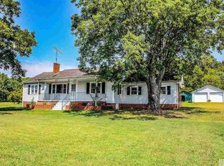 2035 31st Avenue Dr NE, Hickory, NC 28601