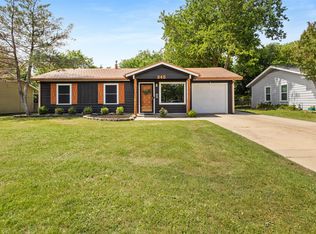 345 NW Lorna St, Burleson, TX 76028