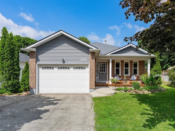129 Parkside Dr W, Centre Wellington, ON N1M 3M4