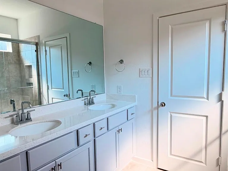 1222 Sugar Dr — Photo 12