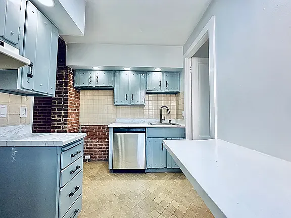 166 Park St #5&6 — Photo 1
