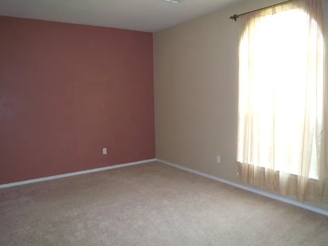 321 Canoe Dr — Photo 3
