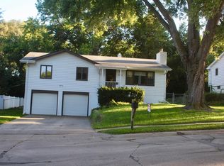 9803 Nina St, Omaha, NE 68124