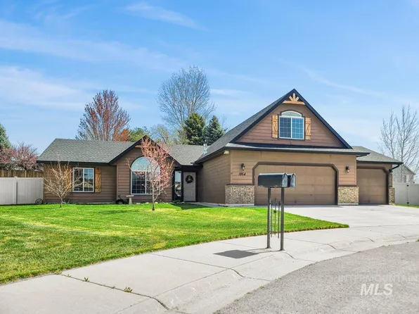 1864 N Ok Corral Pl, Star, ID 83669