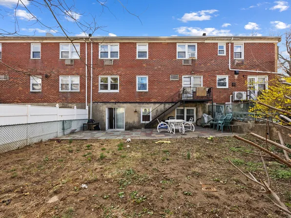 24-65 Francis Lewis Boulevard image 30 of 40