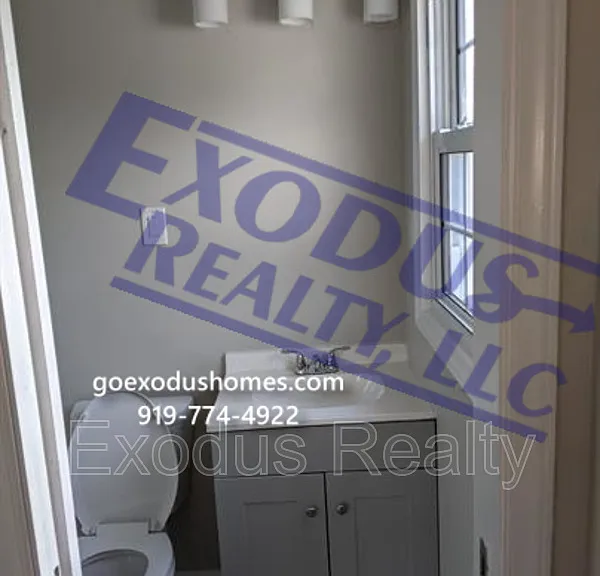 5812 Shenandoah Dr — Photo 12