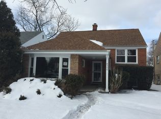 8306 Kenton Ave, Skokie, IL