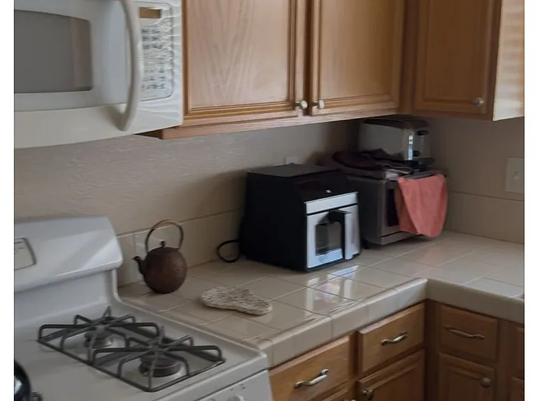 101 Luna Way — Photo 2