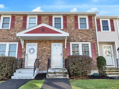 11 Fernwood Dr APT E, Leominster, MA, 01453