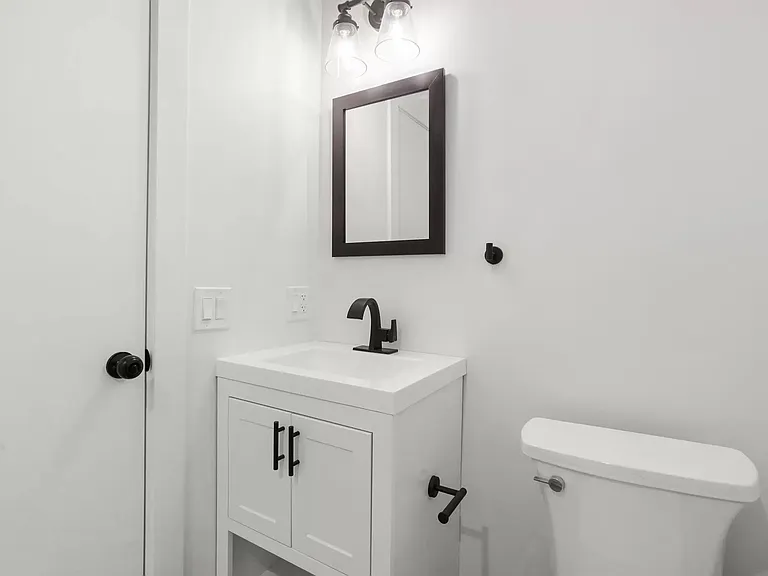 2219 N Hamilton Ave #6 — Photo 15