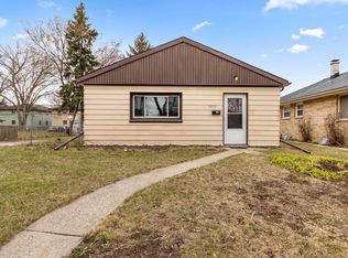 5833 N 75th St, Milwaukee, WI 53218