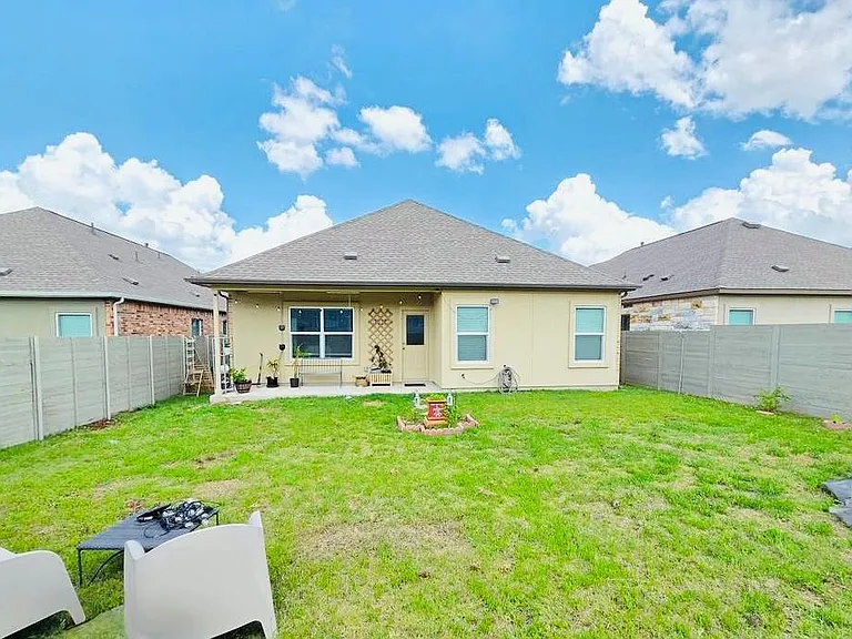 208 Wolf Springs Rd — Photo 25