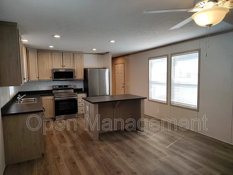 40 Erin Ln #141 — Photo 4