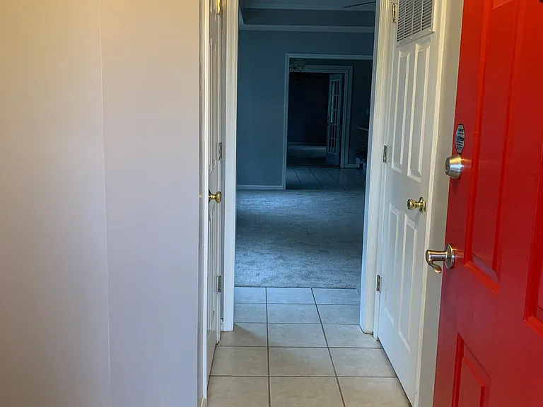 127 Blue Pool Dr — Photo 3