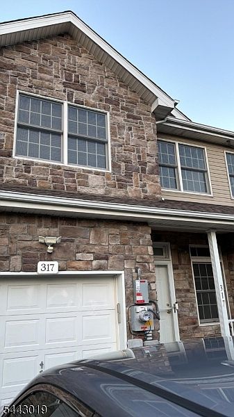 1st image of 317 Raymound Blvd