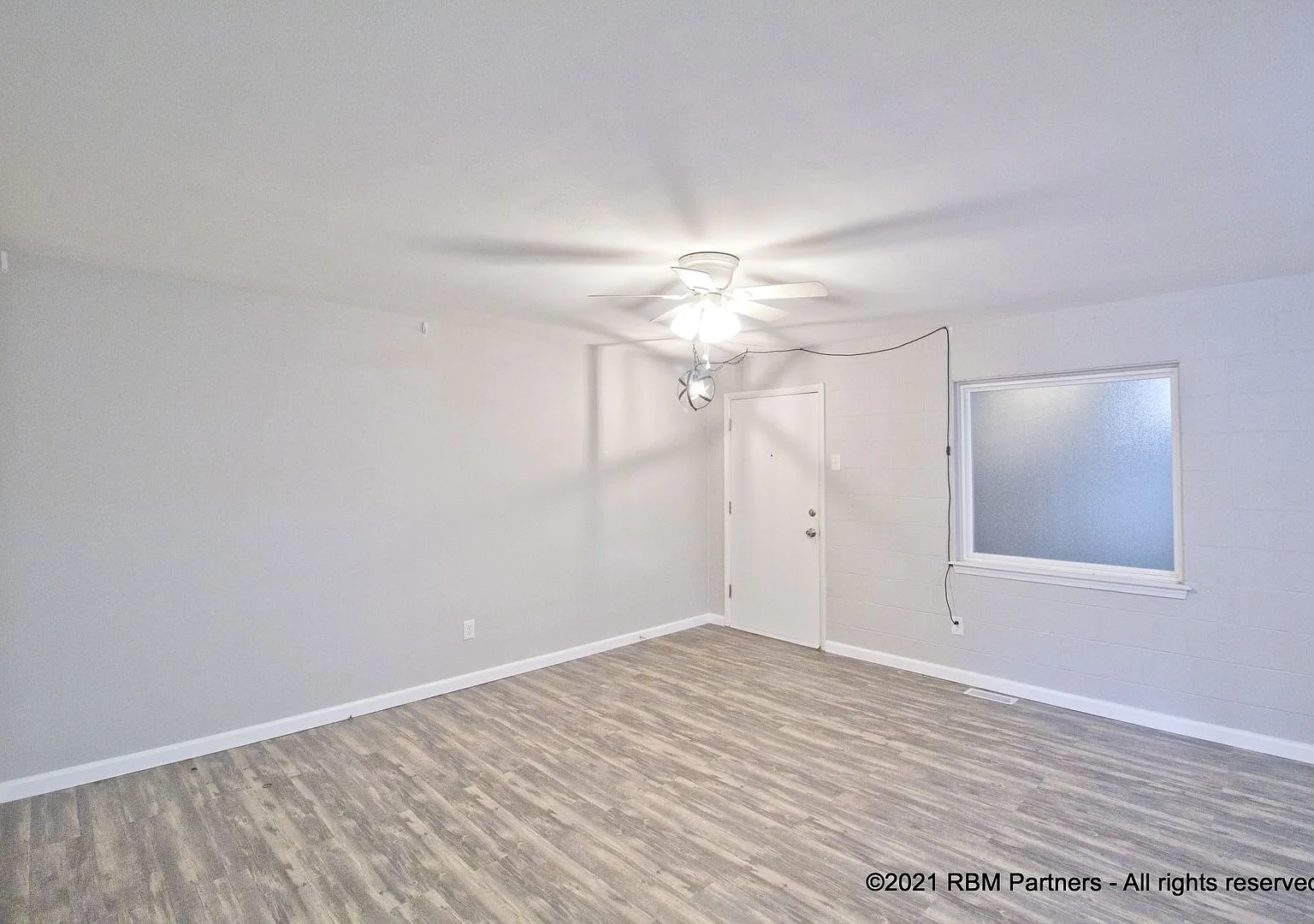 518 Hillsboro — Photo 3
