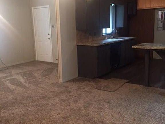 5th image of 3910 Hilltop Dr