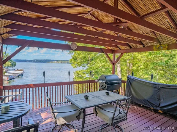 1693 Saint Croix Dr, Sunrise Beach, MO 65079