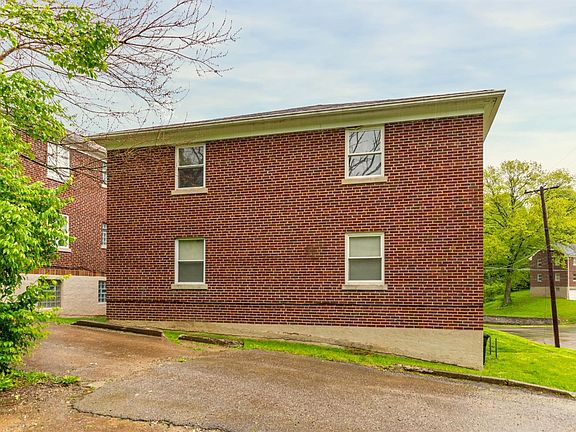 3rd image of 3103 Bracken Woods Ln