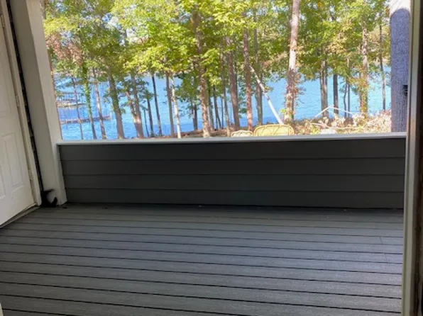 604 Northlake Dr, Anderson, SC 29625