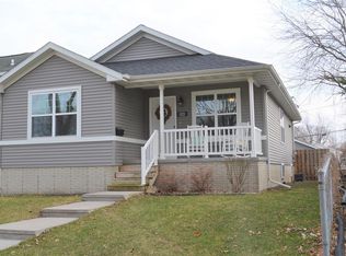 1121 J Ave NW, Cedar Rapids, IA 52405