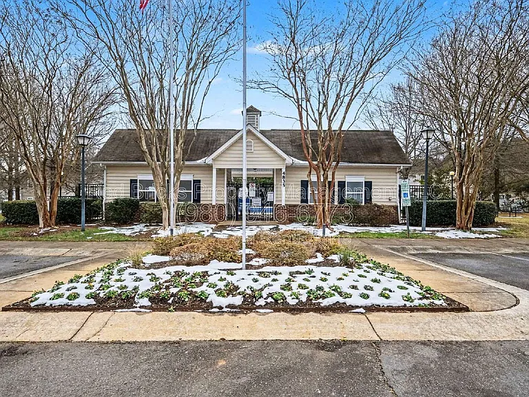 4709 Morning Dew Ct — Photo 38
