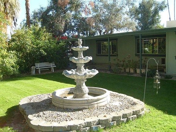 2nd image of 470 Cerritos Way